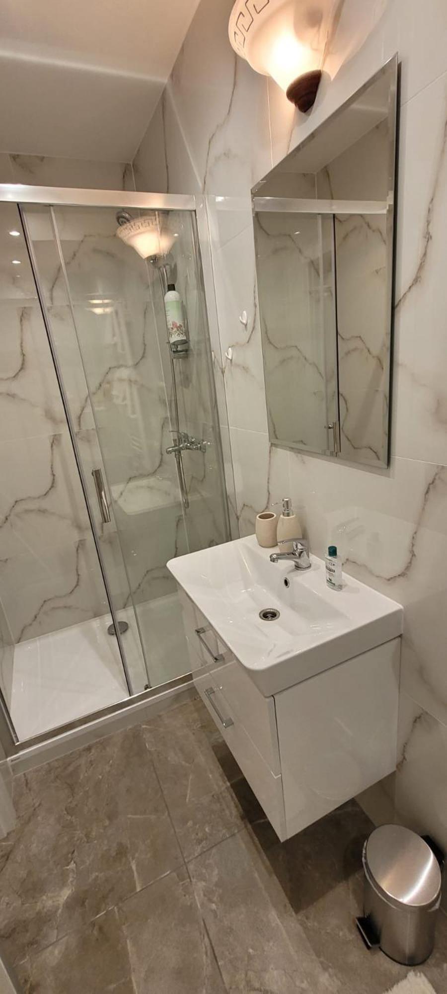 Apartament Raum-viktoria *